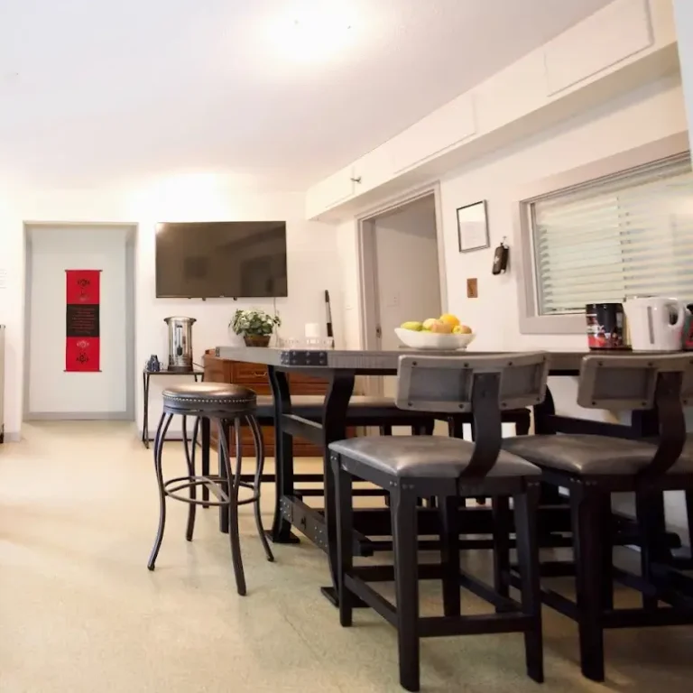 Inpatient Treatment 14 Dining Area at Abbotsford Addiction Treatment Centre