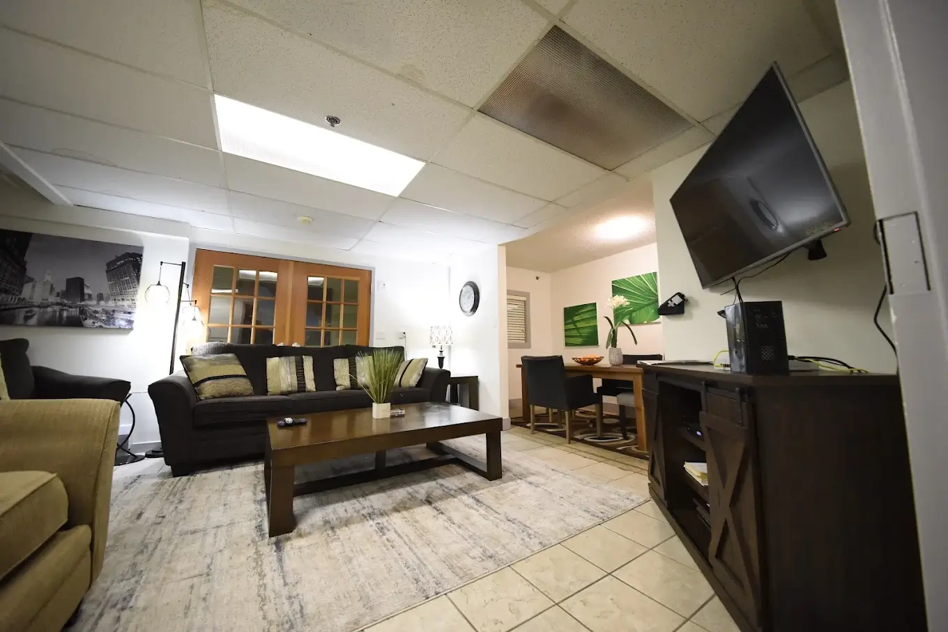 Living Room at Abbotsford Addiction Treatment Centre