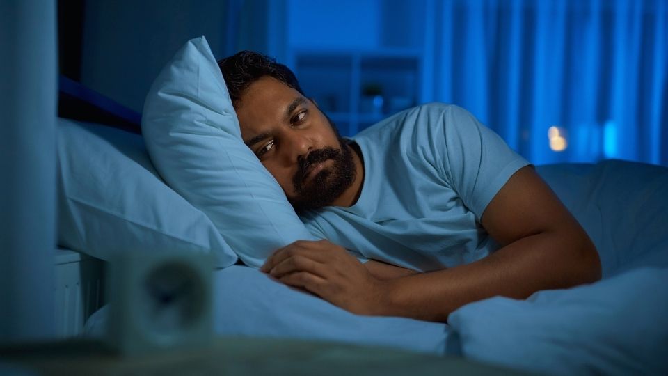 how to tell if someone is on meth a man has trouble sleeping due to drug use.